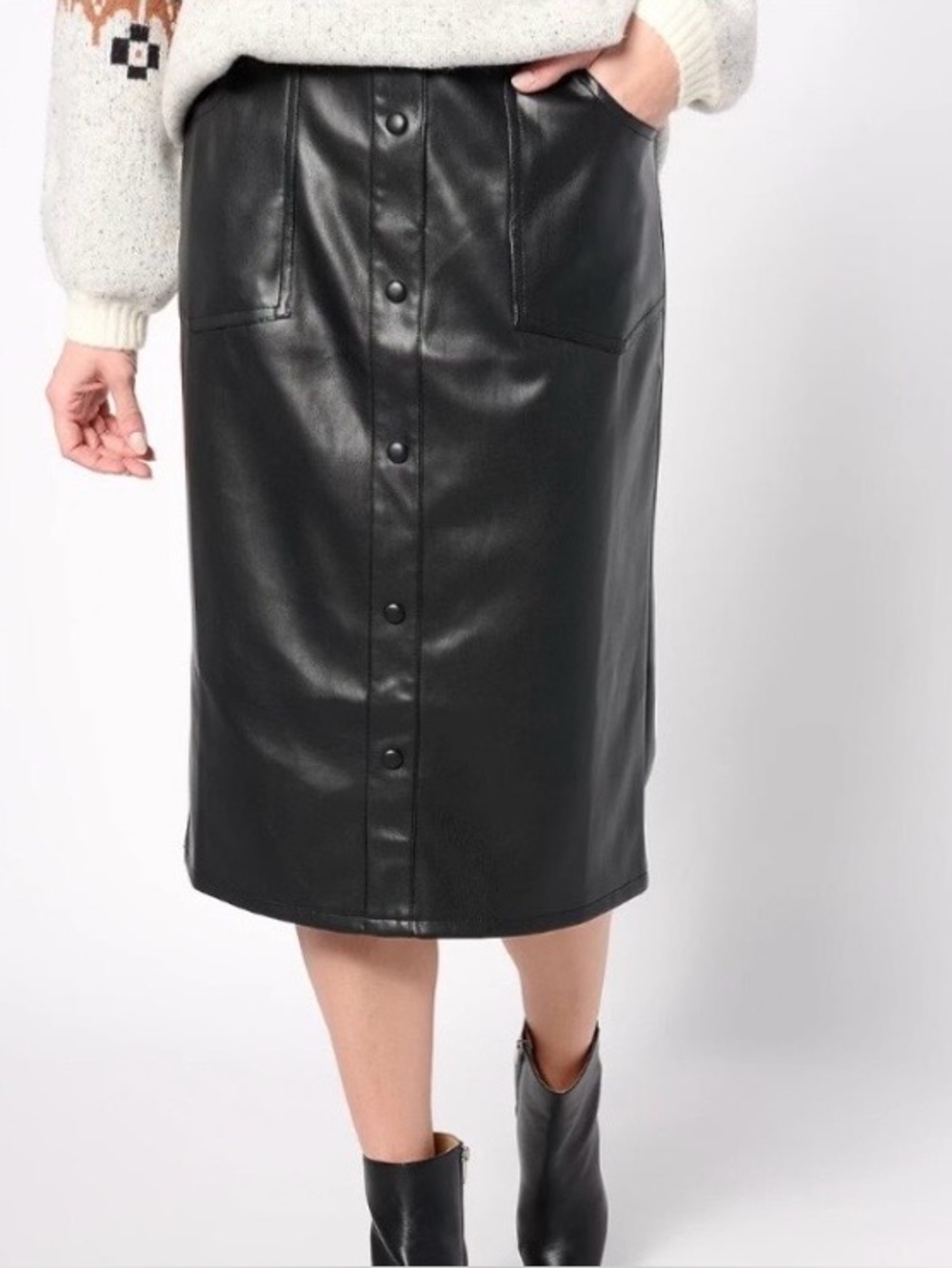 New Denim & Co. Canyon Retreat Snap Front Black Faux Leather Skirt / Size 4